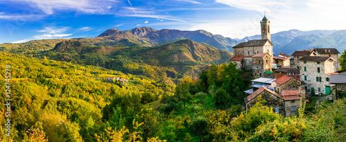 Castelcanafurone - pictorial small village in mountains